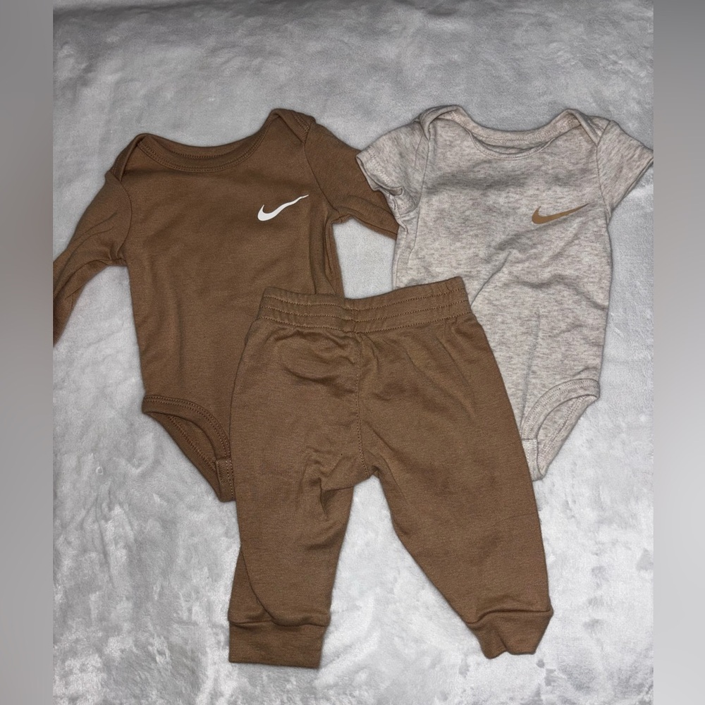 Nike baby outfit